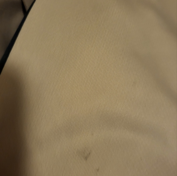 UA Shirt - Picture 5 of 5